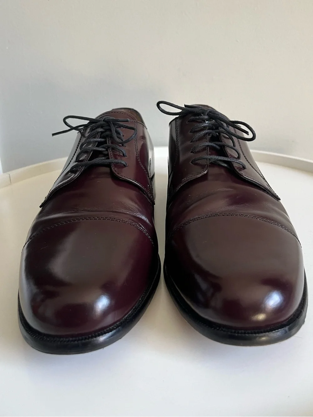 Bostonian burgundy akron